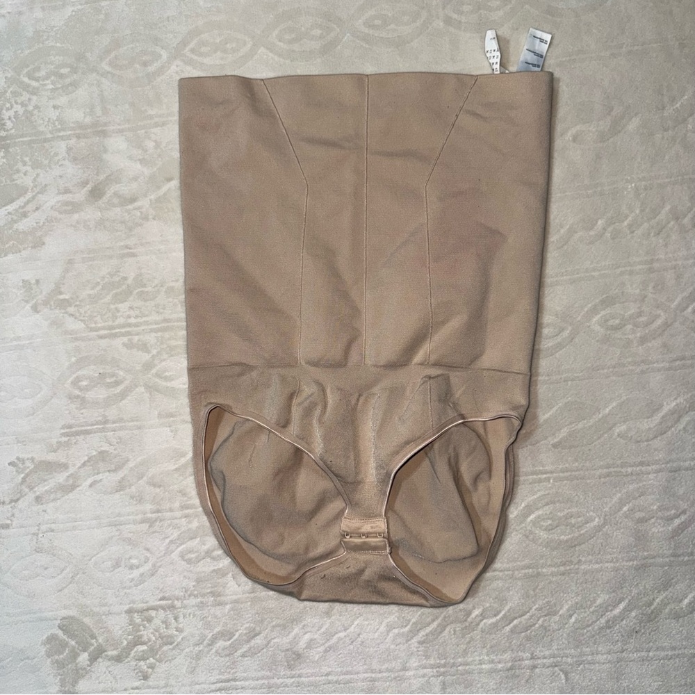 Spanx‎ super high waisted shapewear